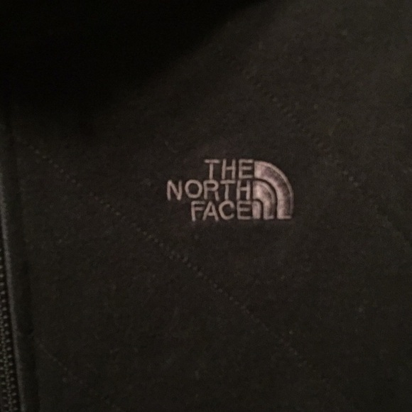 North face women’s reversible jacket - Picture 2 of 8
